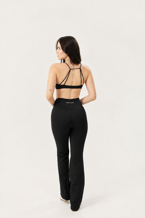Calça Flare Contour | preta